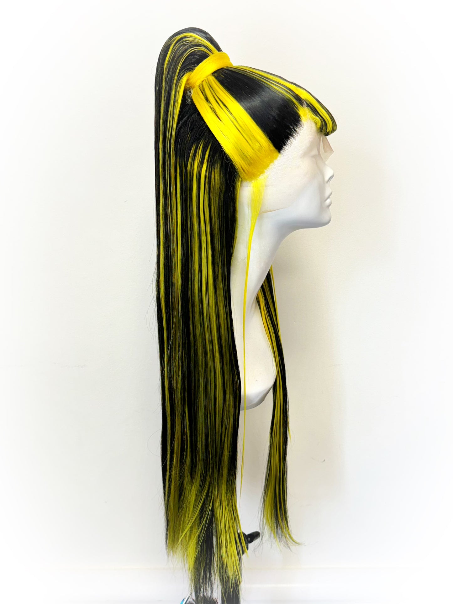 ÉireHeadRTW - Black & Yellow ponytail