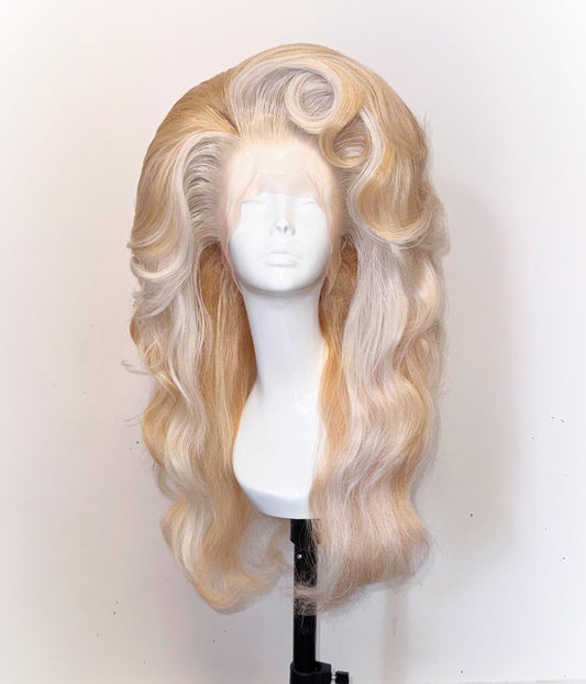 ÉireHeadRTW - tonal blonde teased out curly girl