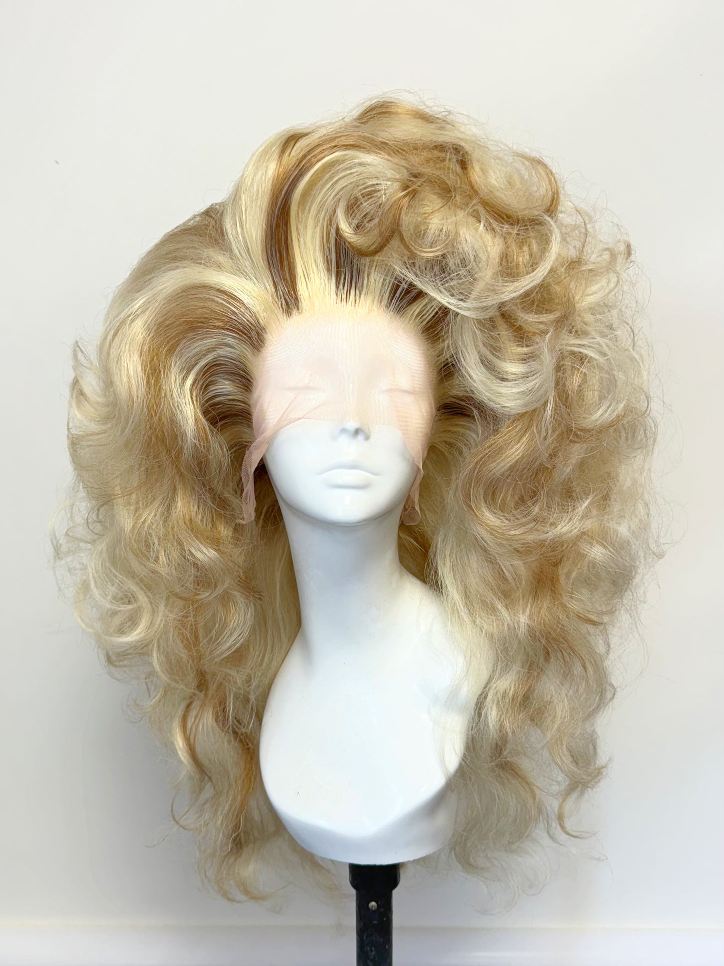 ÉireHeadRTW - Teased blonde & brown curly wig